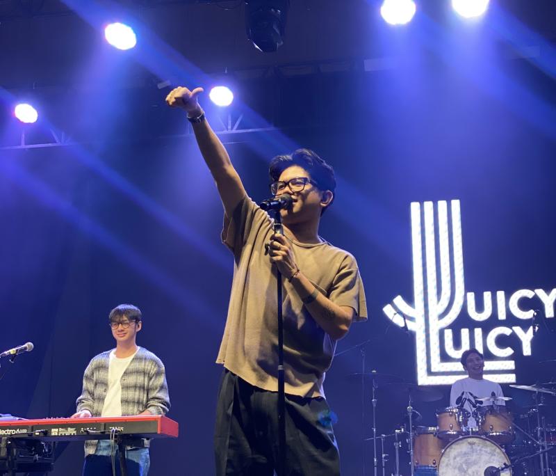 Penampilan Juicy Luicy pada OASIS 17