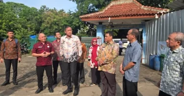 Tri Adhianto Sidak SDN Jakasetia IV Terkait Penyelewengan Dana Bos
