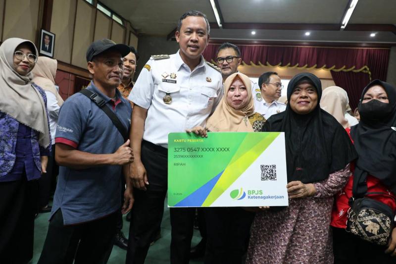 Tri Adhianto luncurkan SIGAP yang membantu 11 ribu pekerja informal mendapatkan BPJS Ketenagakerjaan