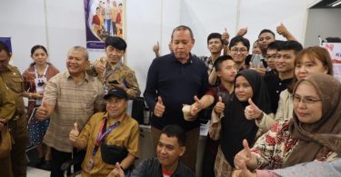 Kunjungan Tri Adhianto di Job Fair 2026